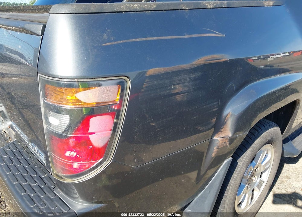 2008 HONDA RIDGELINE VIN: 2HJYK16518H518451