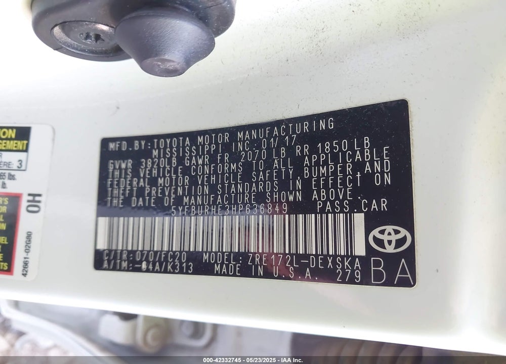 2017 TOYOTA COROLLA VIN: 5YFBURHE3HP636849