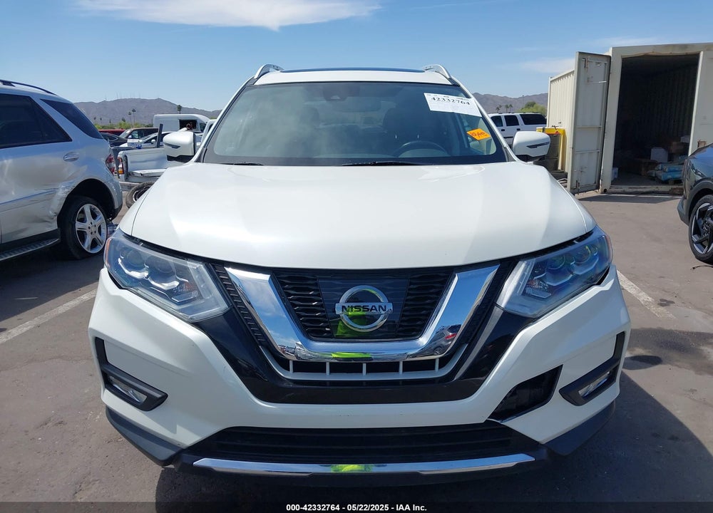 2017 NISSAN ROGUE SL VIN: JN8AT2MT5HW404789