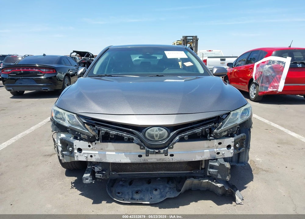2019 TOYOTA CAMRY VIN: 4T1B11HK4KU781985