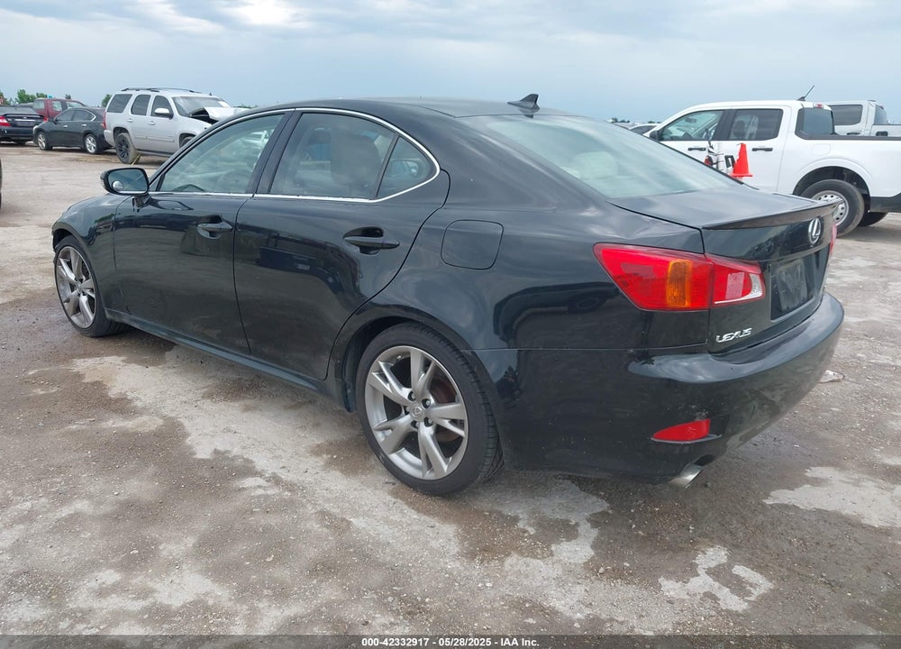 2009 LEXUS IS VIN: JTHBK262495089030