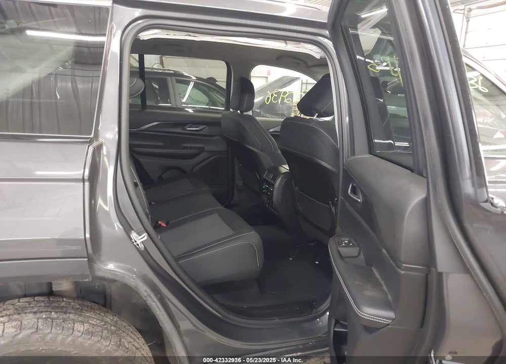 2024 JEEP GRAND CHEROKEE VIN: 1C4RJHAG3RC678977