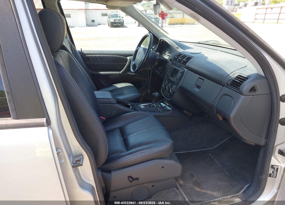 2004 MERCEDES-BENZ ML 350 4MATIC VIN: 4JGAB57E04A473504
