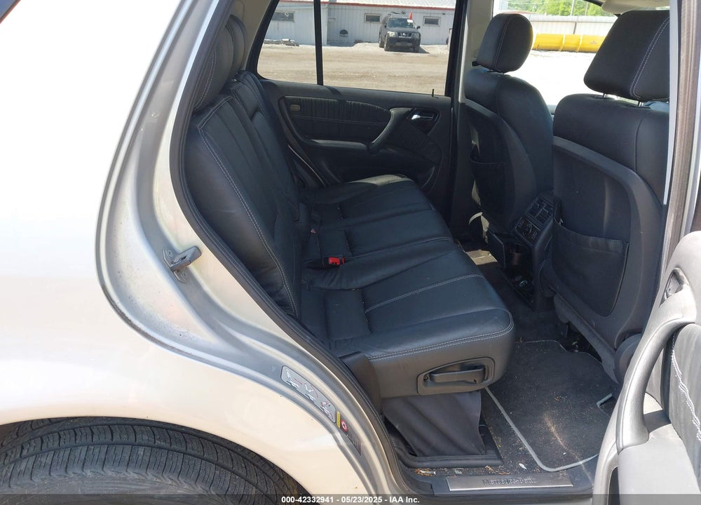 2004 MERCEDES-BENZ ML 350 4MATIC VIN: 4JGAB57E04A473504