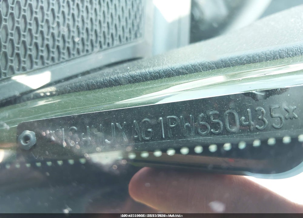2023 JEEP WRANGLER / VIN: 1C4HJXAG1PW650435
