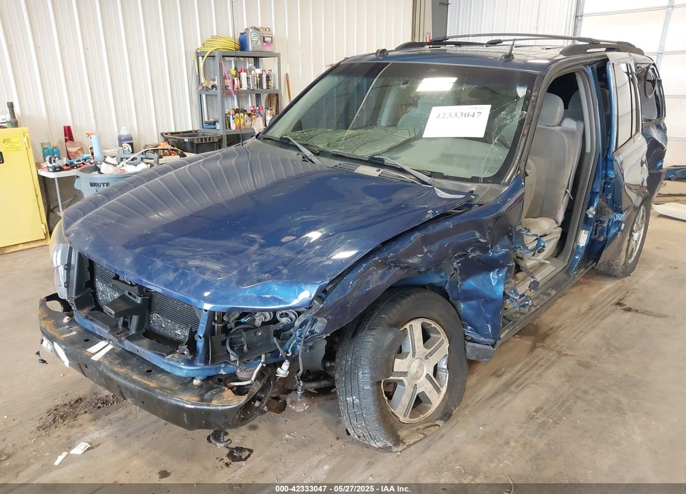 2005 CHEVROLET TRAILBLAZER LT VIN: 1GNDT13S752340132