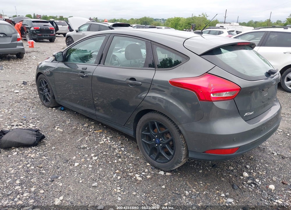 2016 FORD FOCUS VIN: 1FADP3K29GL370942