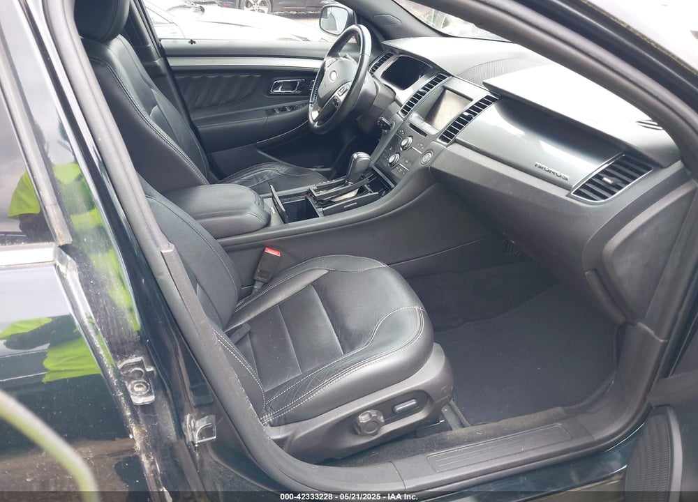 2014 FORD TAURUS VIN: 1FAHP2E82EG134523