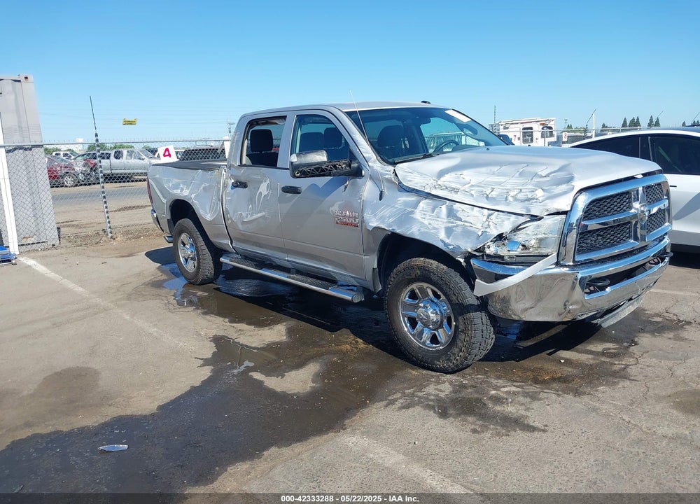 2014 RAM 2500 TRADESMAN VIN: 3C6UR5CL6EG224457