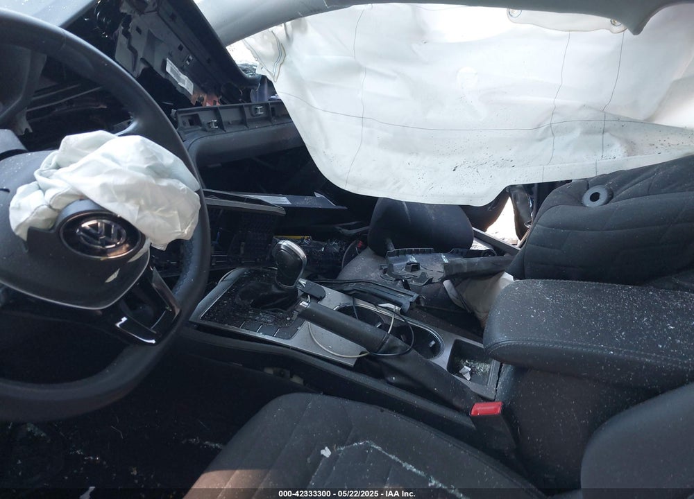 2021 VOLKSWAGEN PASSAT VIN: 1VWAA7A36MC003621