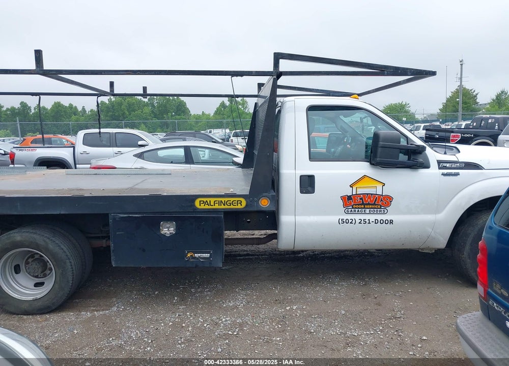 2014 FORD F-350 CHASSIS XL VIN: 1FDRF3G60EEB45269