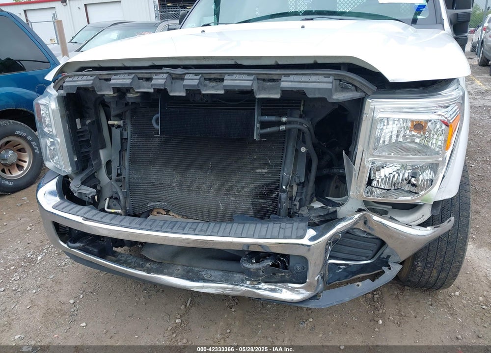 2014 FORD F-350 CHASSIS XL VIN: 1FDRF3G60EEB45269