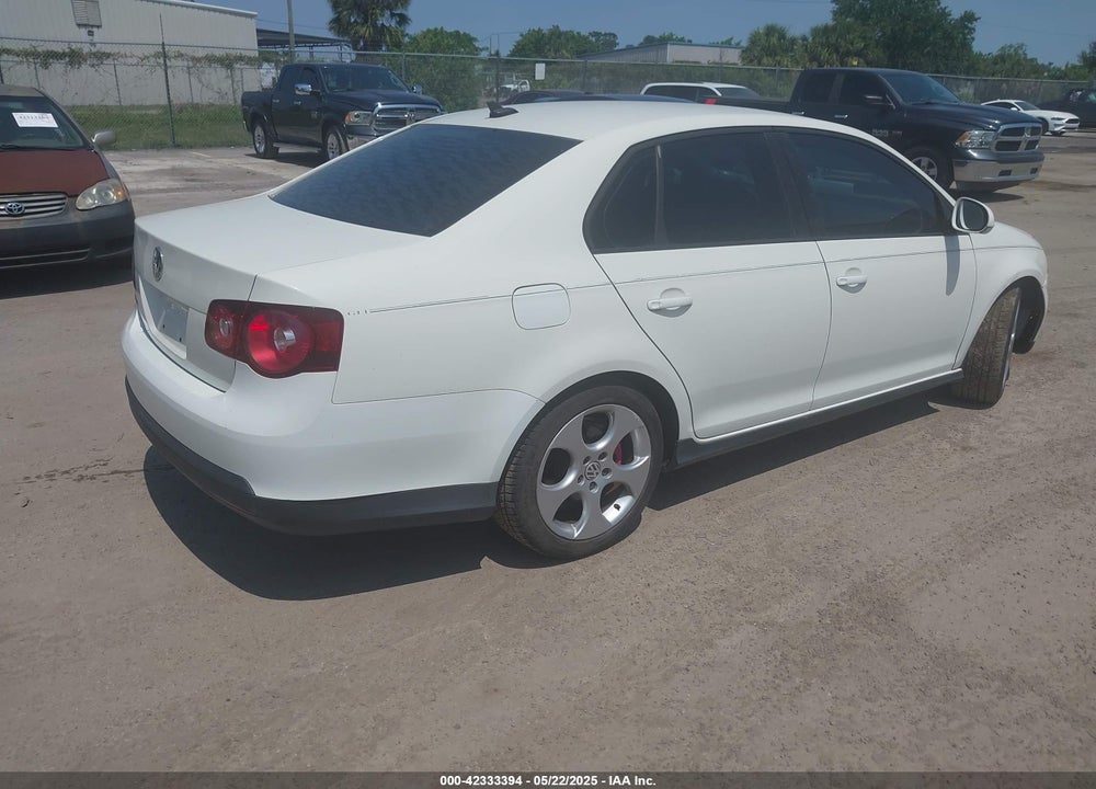 2008 VOLKSWAGEN GLI VIN: 3VWBJ71K38M173175