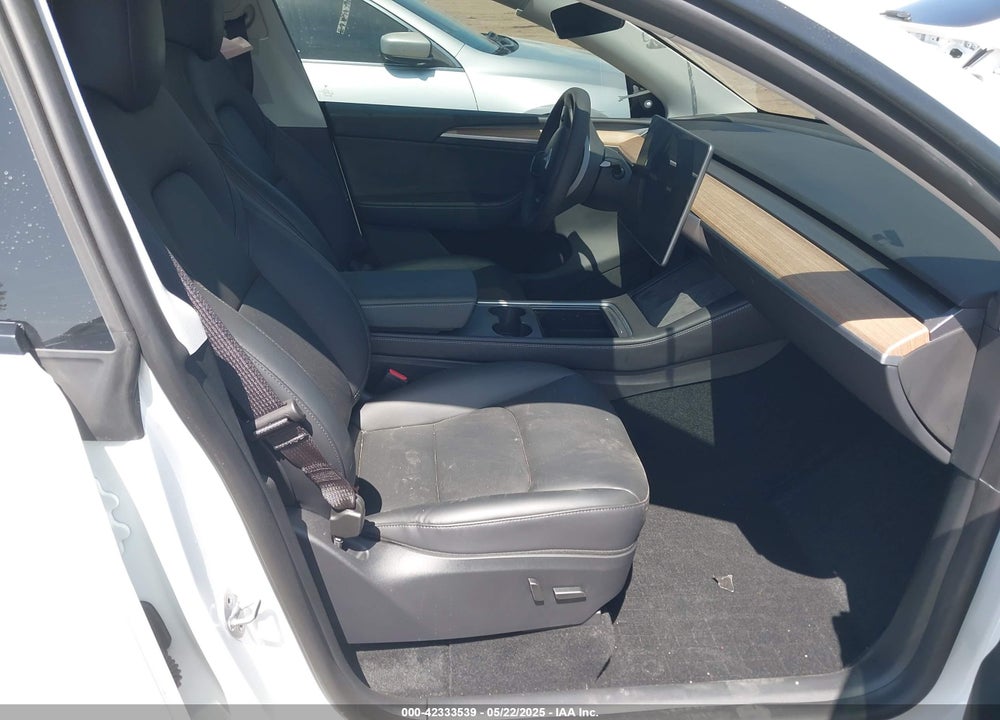 2023 TESLA MODEL Y VIN: 7SAYGDEE1PA191255