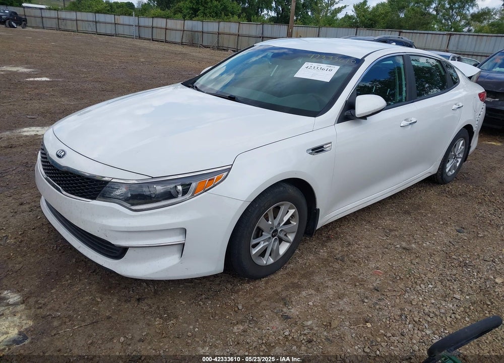 2018 KIA OPTIMA LX VIN: KNAGT4L33J5232905