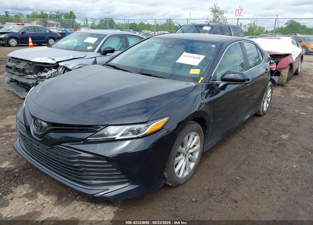 2019 TOYOTA CAMRY VIN: 4T1B11HK0KU821995