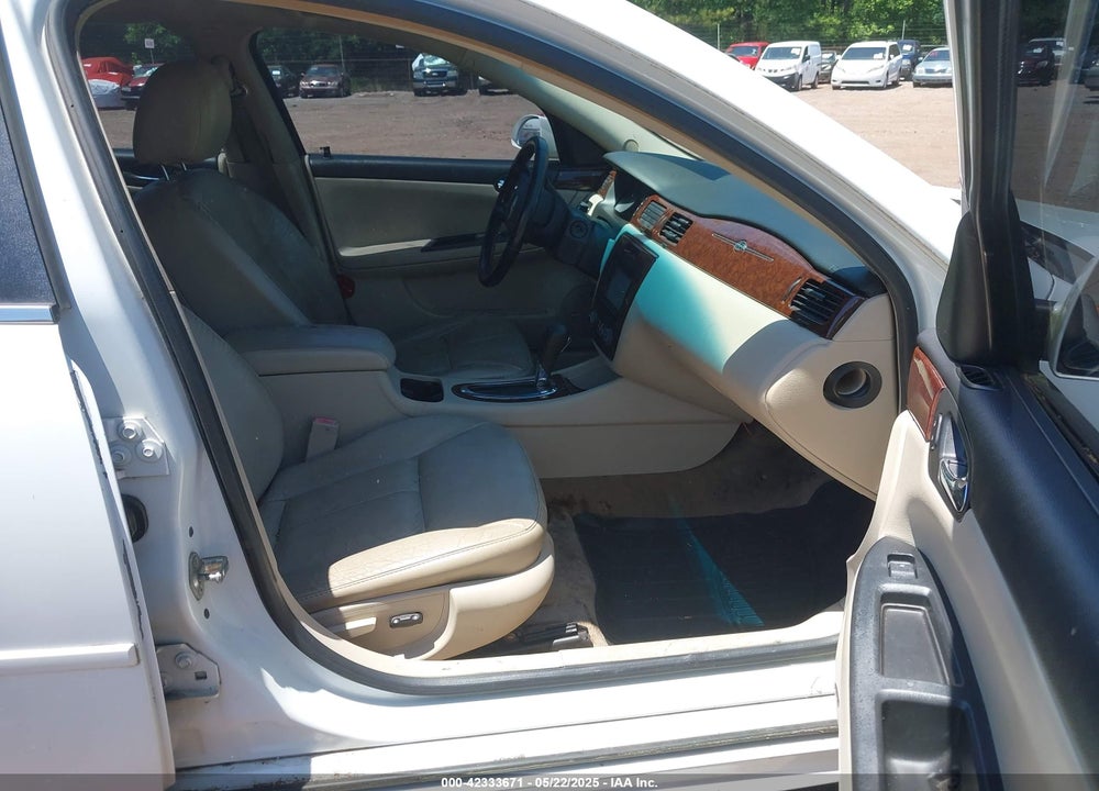2011 CHEVROLET IMPALA LTZ VIN: 2G1WC5EM9B1174093