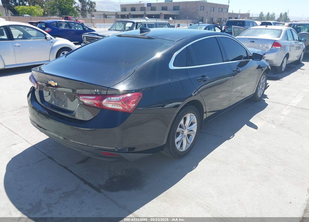 2019 CHEVROLET MALIBU LT VIN: 1G1ZD5ST2KF139135
