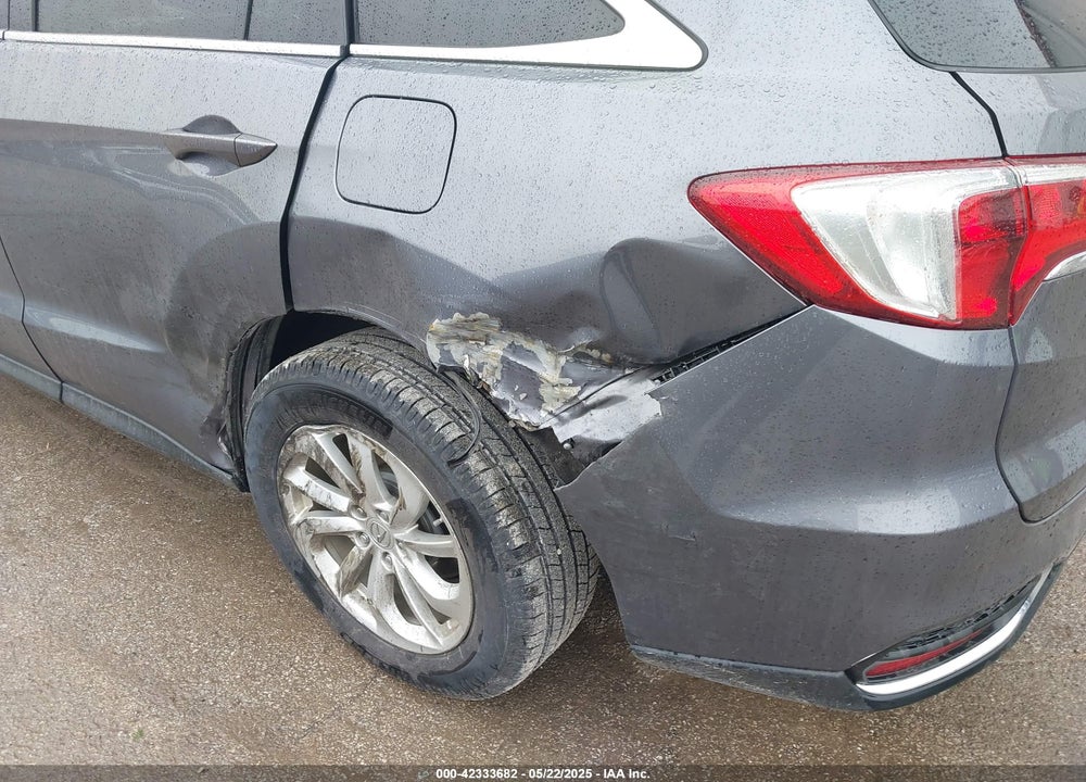 2017 ACURA RDX VIN: 5J8TB4H52HL039005