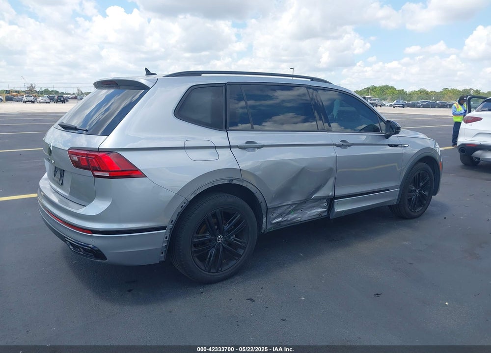 2022 VOLKSWAGEN TIGUAN VIN: 3VVCB7AX5NM063130