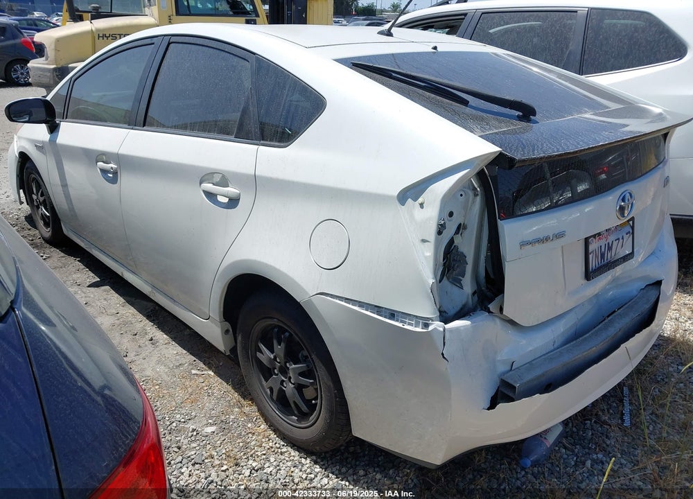 2015 TOYOTA PRIUS TWO VIN: JTDKN3DU8F1993386