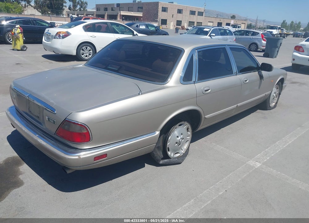 1997 JAGUAR XJ6 VIN: SAJHX1243VC811674