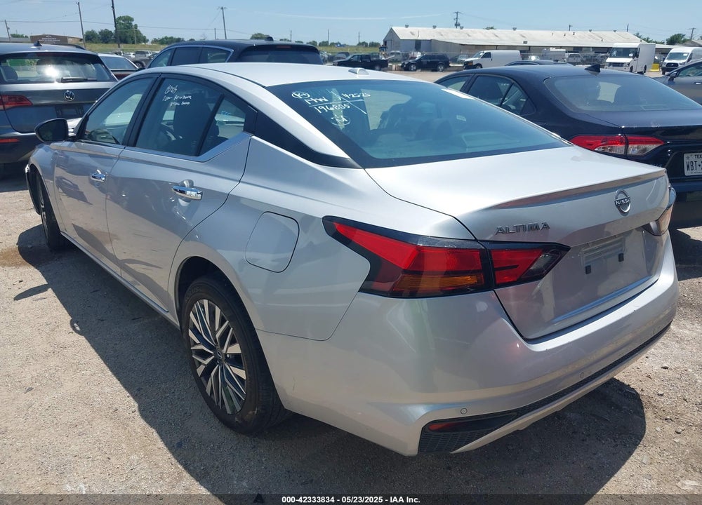2024 NISSAN ALTIMA SV FWD VIN: 1N4BL4DV3RN388862
