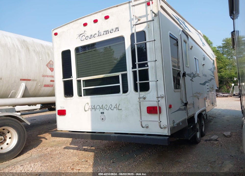 2004 CROWN COACH OTHER VIN: 1TC3B054243102119
