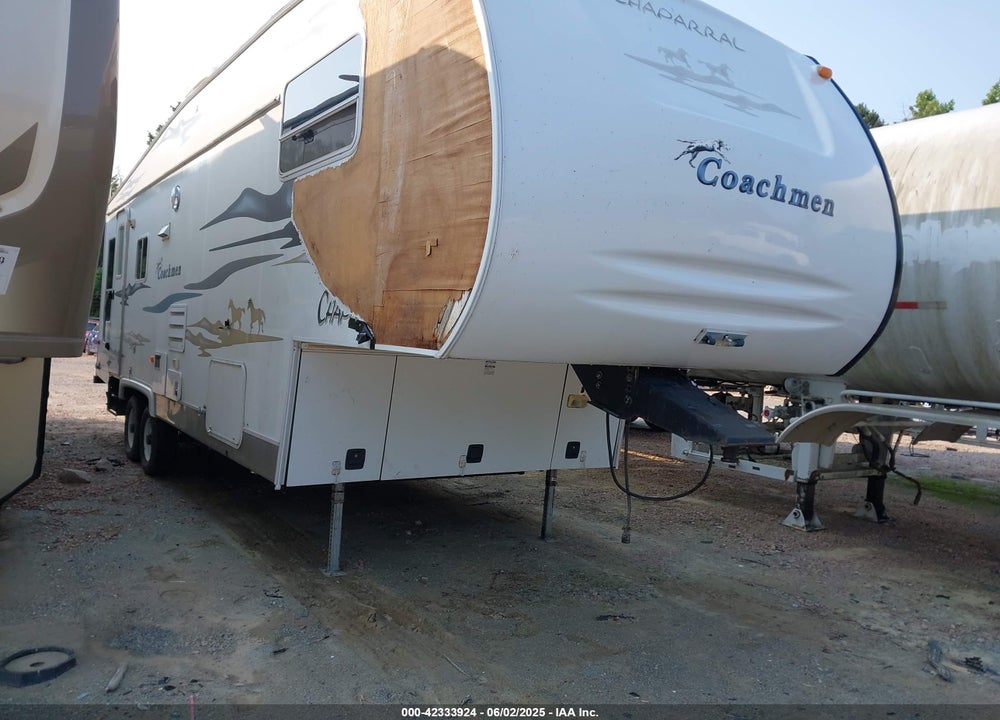 2004 CROWN COACH OTHER VIN: 1TC3B054243102119