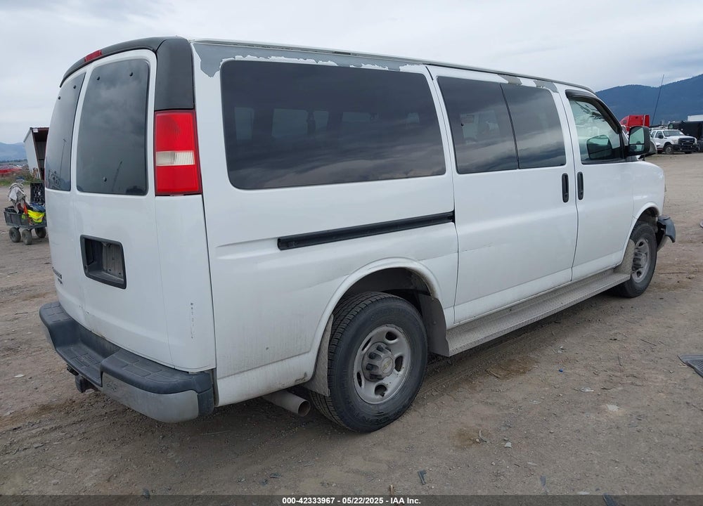 2009 CHEVROLET EXPRESS 3500 LS VIN: 1GAHG35K091170871