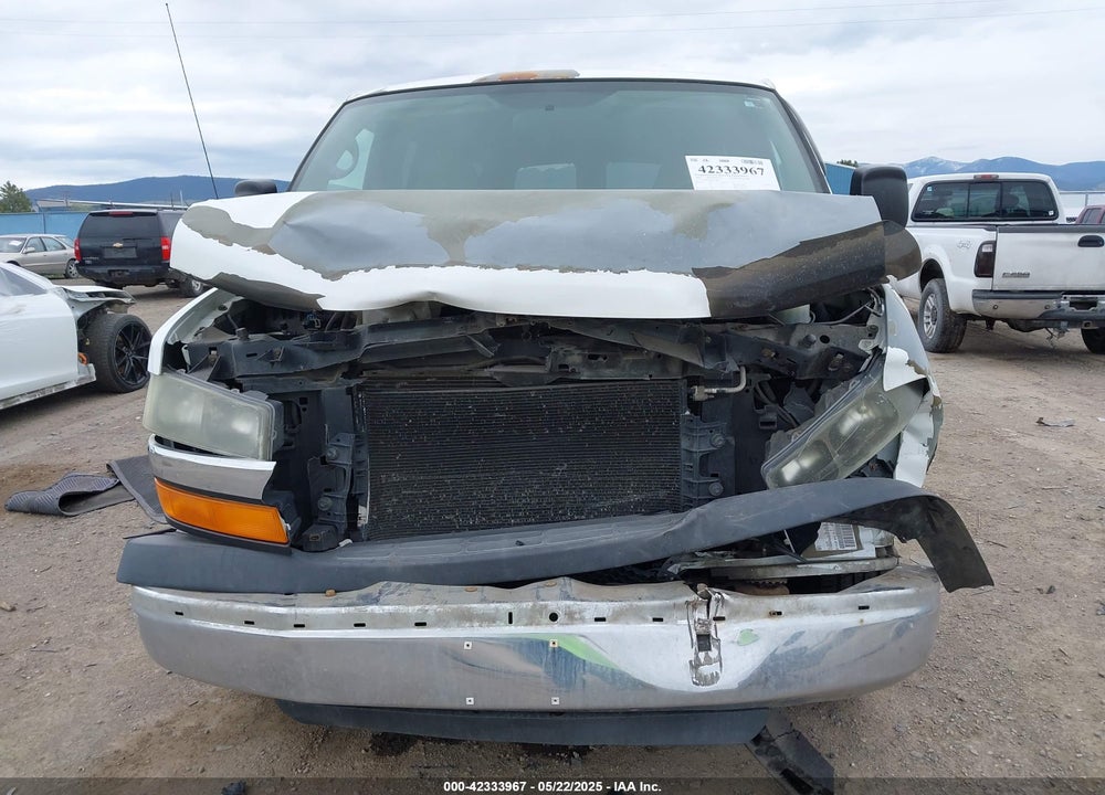 2009 CHEVROLET EXPRESS 3500 LS VIN: 1GAHG35K091170871