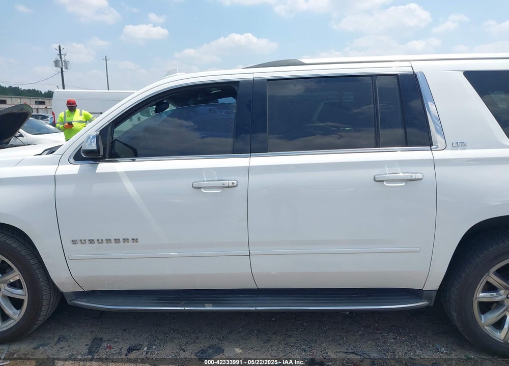 2016 CHEVROLET SUBURBAN VIN: 1GNSKJKC4GR215460