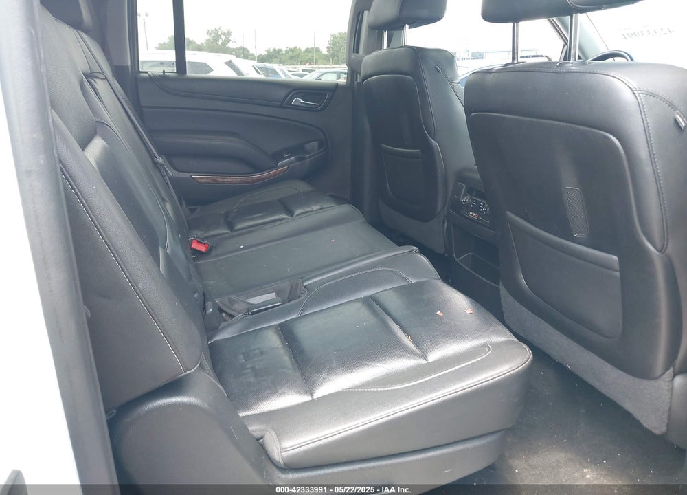 2016 CHEVROLET SUBURBAN VIN: 1GNSKJKC4GR215460