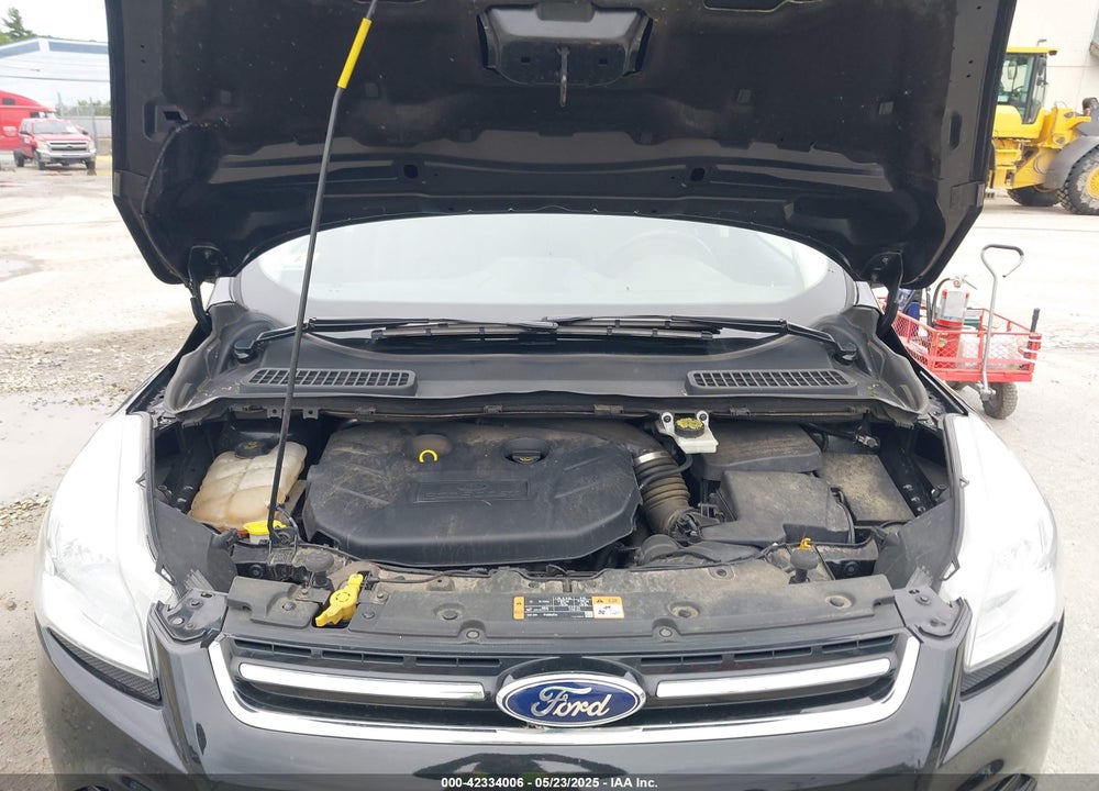 2014 FORD ESCAPE VIN: 1FMCU9J92EUE31504