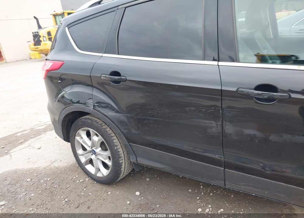 2014 FORD ESCAPE VIN: 1FMCU9J92EUE31504