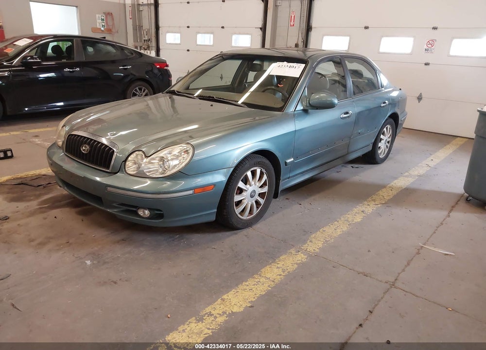 2004 HYUNDAI SONATA GLS/LX VIN: KMHWF35HX4A004657