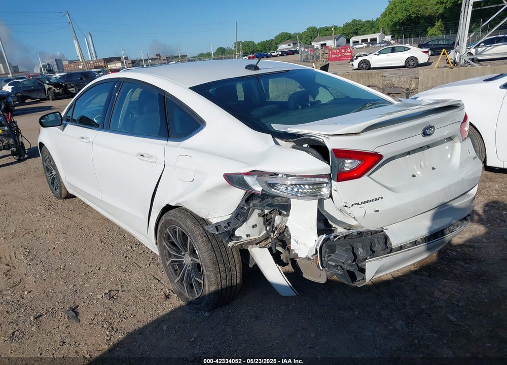 2016 FORD FUSION VIN: 3FA6P0H72GR184977