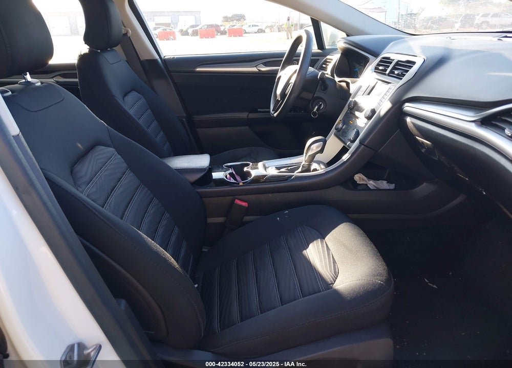 2016 FORD FUSION VIN: 3FA6P0H72GR184977