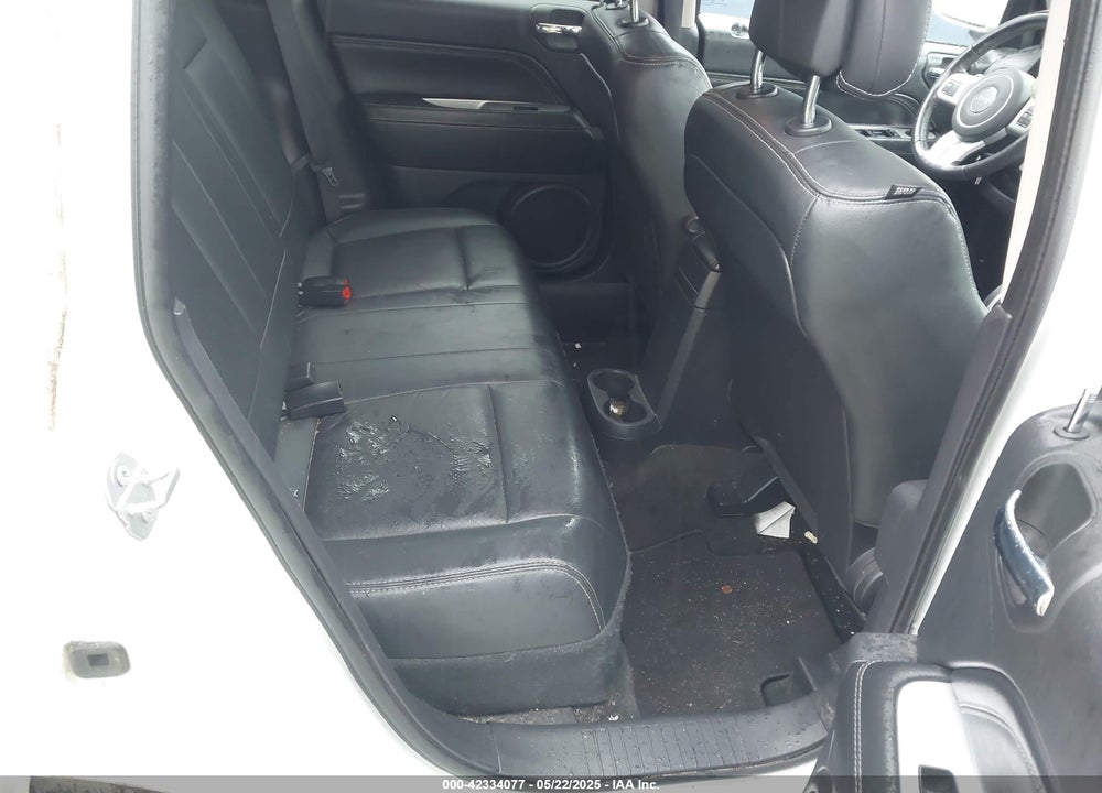 2017 JEEP COMPASS VIN: 1C4NJDEB1HD176161