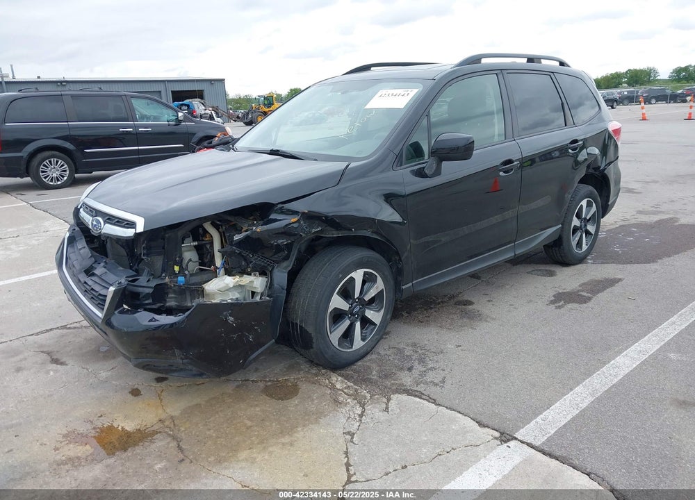 2017 SUBARU FORESTER VIN: JF2SJAEC1HH533617