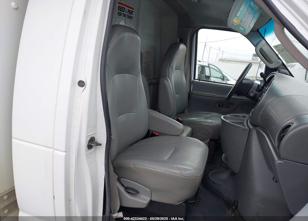 2008 FORD E-450 CUTAWAY VIN: 1FDXE45S18DB21461
