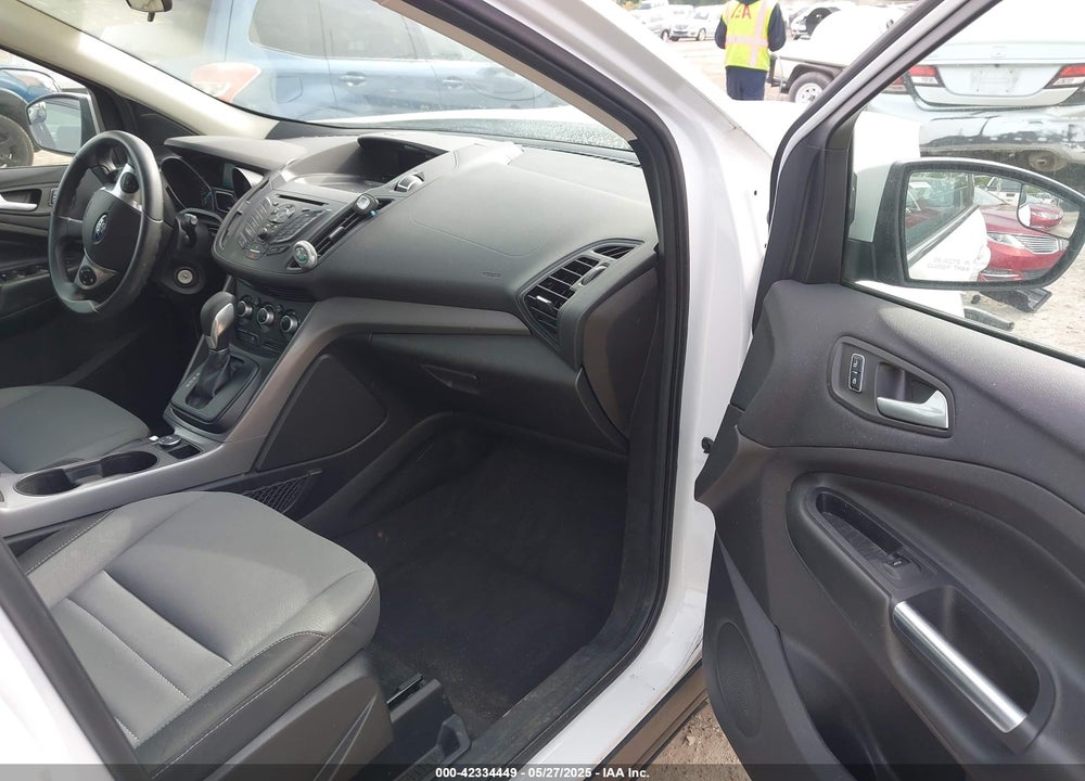 2016 FORD ESCAPE VIN: 1FMCU9GX0GUA43325
