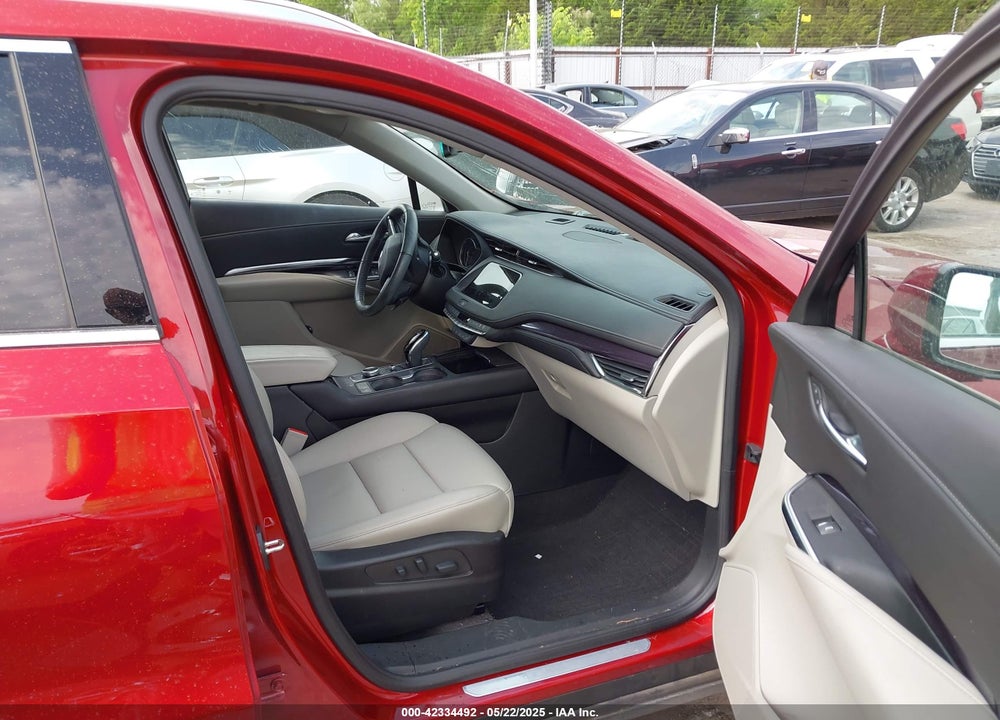 2023 CADILLAC XT4 FWD LUXURY VIN: 1GYAZAR47PF133023