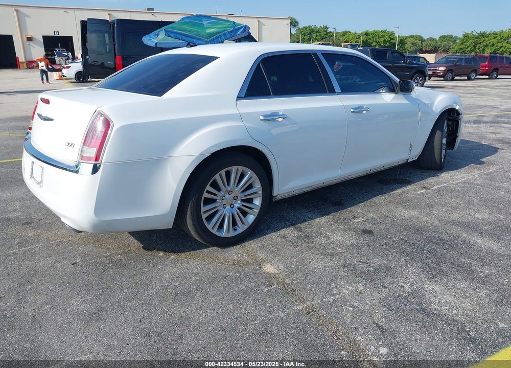 2012 CHRYSLER 300 VIN: 2C3CCACG0CH136877
