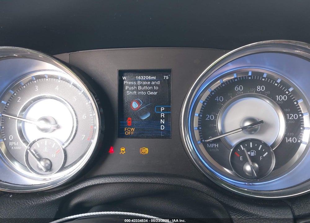 2012 CHRYSLER 300 VIN: 2C3CCACG0CH136877