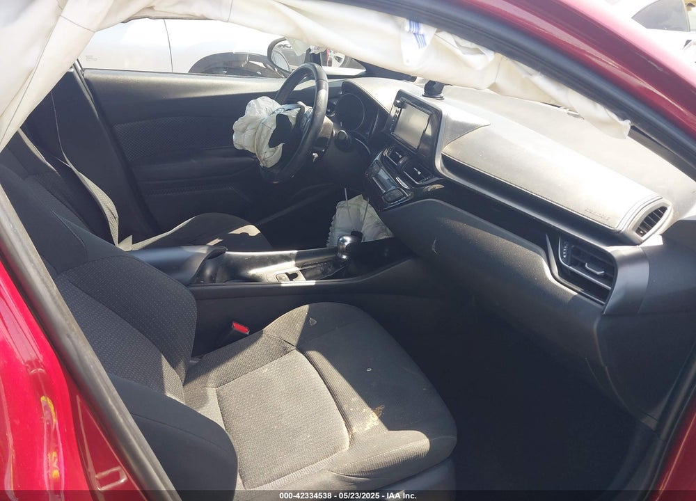 2018 TOYOTA C-HR XLE PREMIUM VIN: NMTKHMBX3JR026219