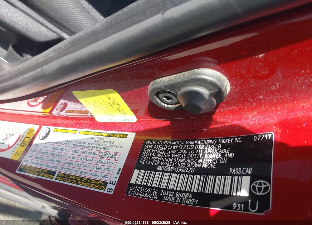 2018 TOYOTA C-HR XLE PREMIUM VIN: NMTKHMBX3JR026219