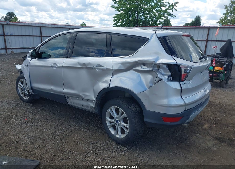 2017 FORD ESCAPE VIN: 1FMCU9GD9HUB60697