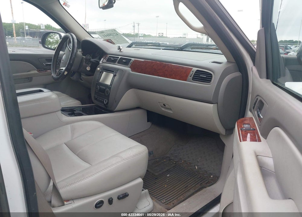 2013 GMC SIERRA 2500HD SLT VIN: 1GT221CG2DZ259978