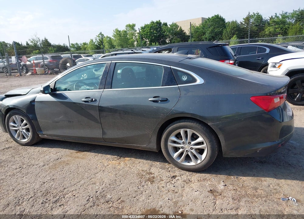 2018 CHEVROLET MALIBU LT VIN: 1G1ZD5ST0JF257277